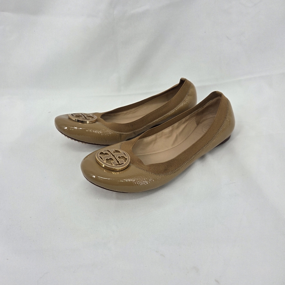 Tory Burch Caroline Ballet Flats s/n 36509 7M Camel color Patent Leather - Picture 2 of 11